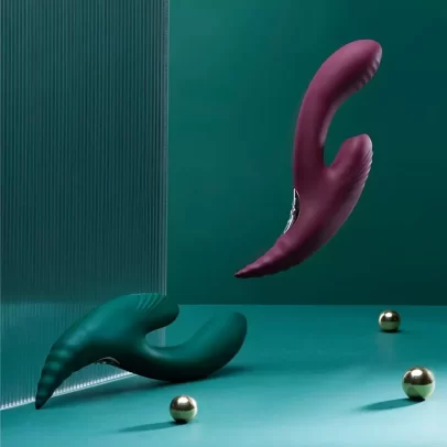 Crème de la Crème Vibrator, luxury vibrator, body-safe silicone, powerful vibrations, intimate pleasure, adult toys, ergonomic design, self-care